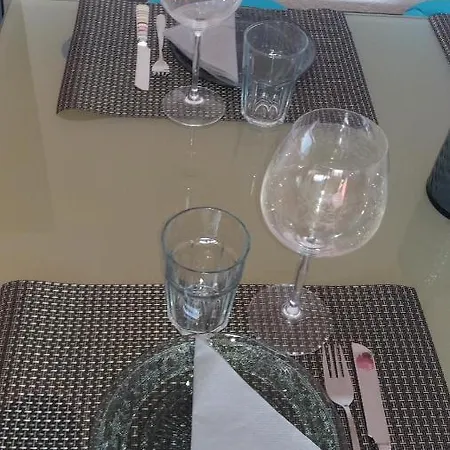 Seewald Viktoria & 3xzi-2xboxspringbett-2xbett-1xsofa Apartman