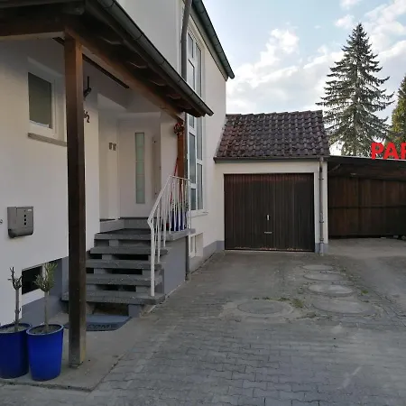 Seewald Gruener Baum - Ruhig & 3x Getrennte Zimmer-2x Boxspringbett *
